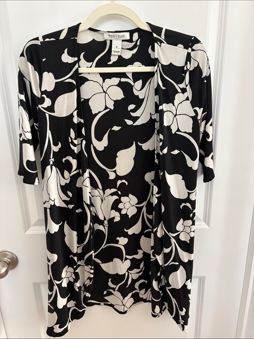White House Black Market Black & White Floral Shell